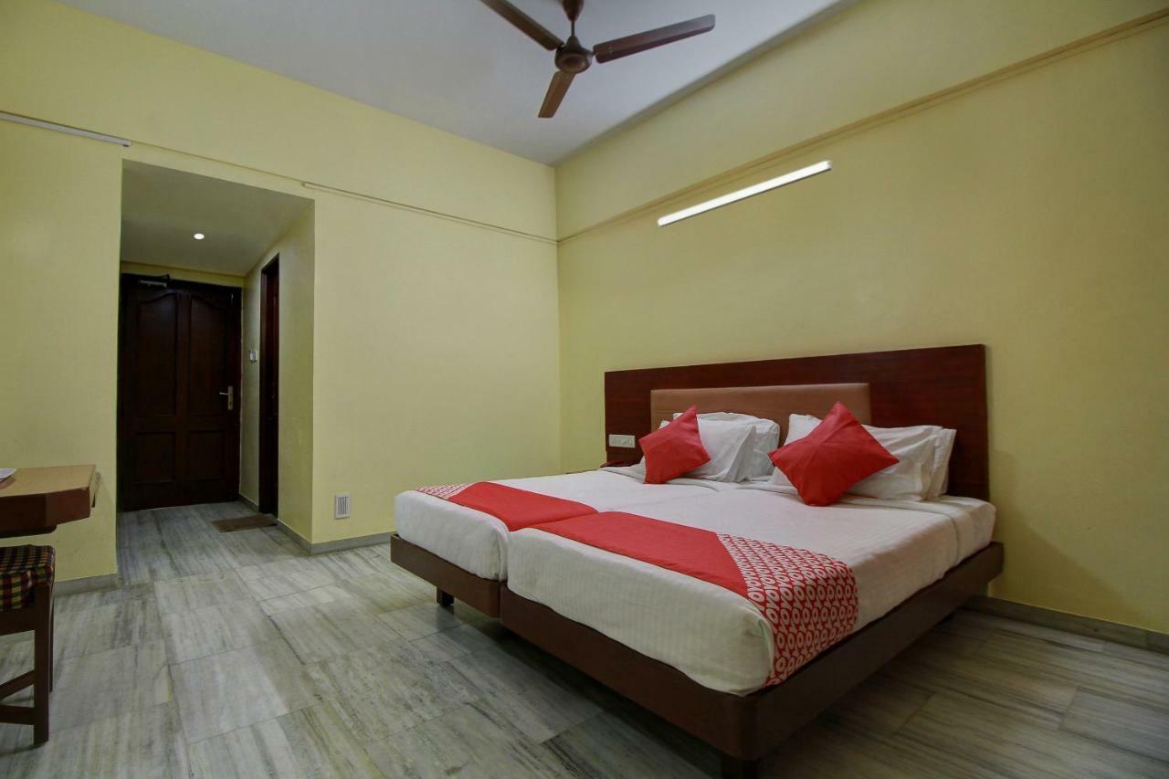 Capital O 15767 Mr International Hotel Madurai Exterior foto