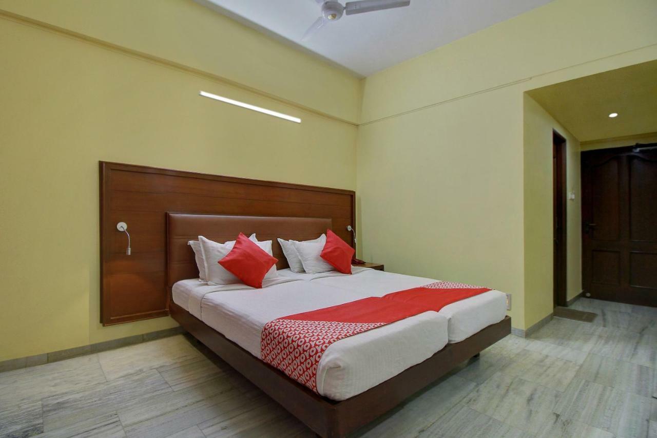 Capital O 15767 Mr International Hotel Madurai Exterior foto